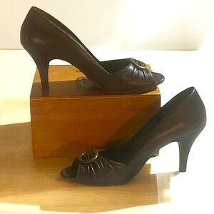 Naturalizer Women’s Dark Brown Shoes